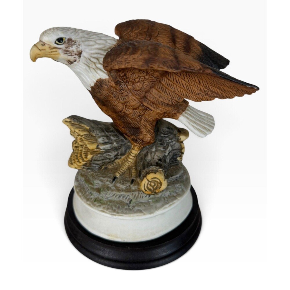 Bald Eagle Statue American Birds In Flight Ceramic VTG Limited Series Taiwan